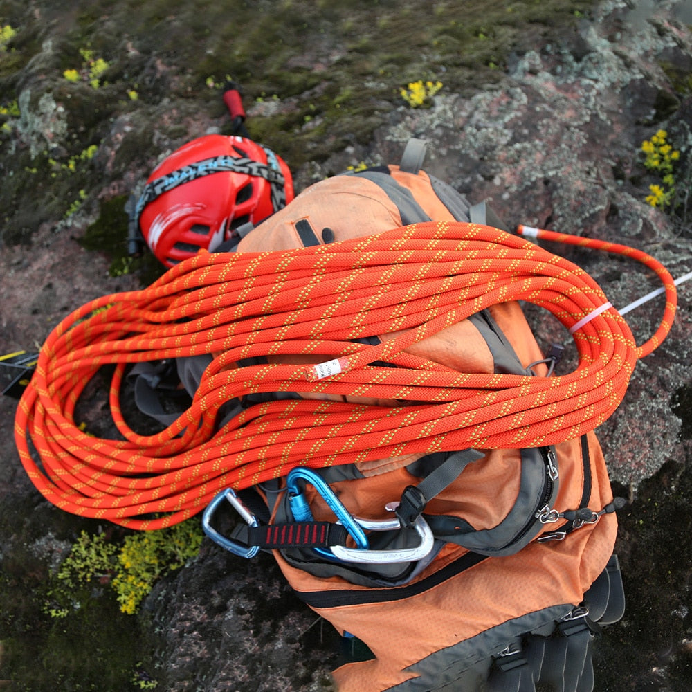 10M Camping Rock Climbing Rope 10mm Static Rope Diameter 5200lbs High Strength Lanyard